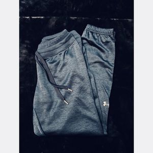 💙 Women’s Under Armour Sweatpants